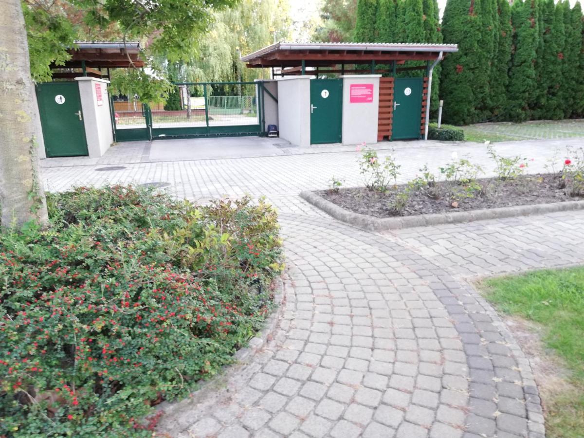 Bella Golden Beach Siófok Exteriör bild