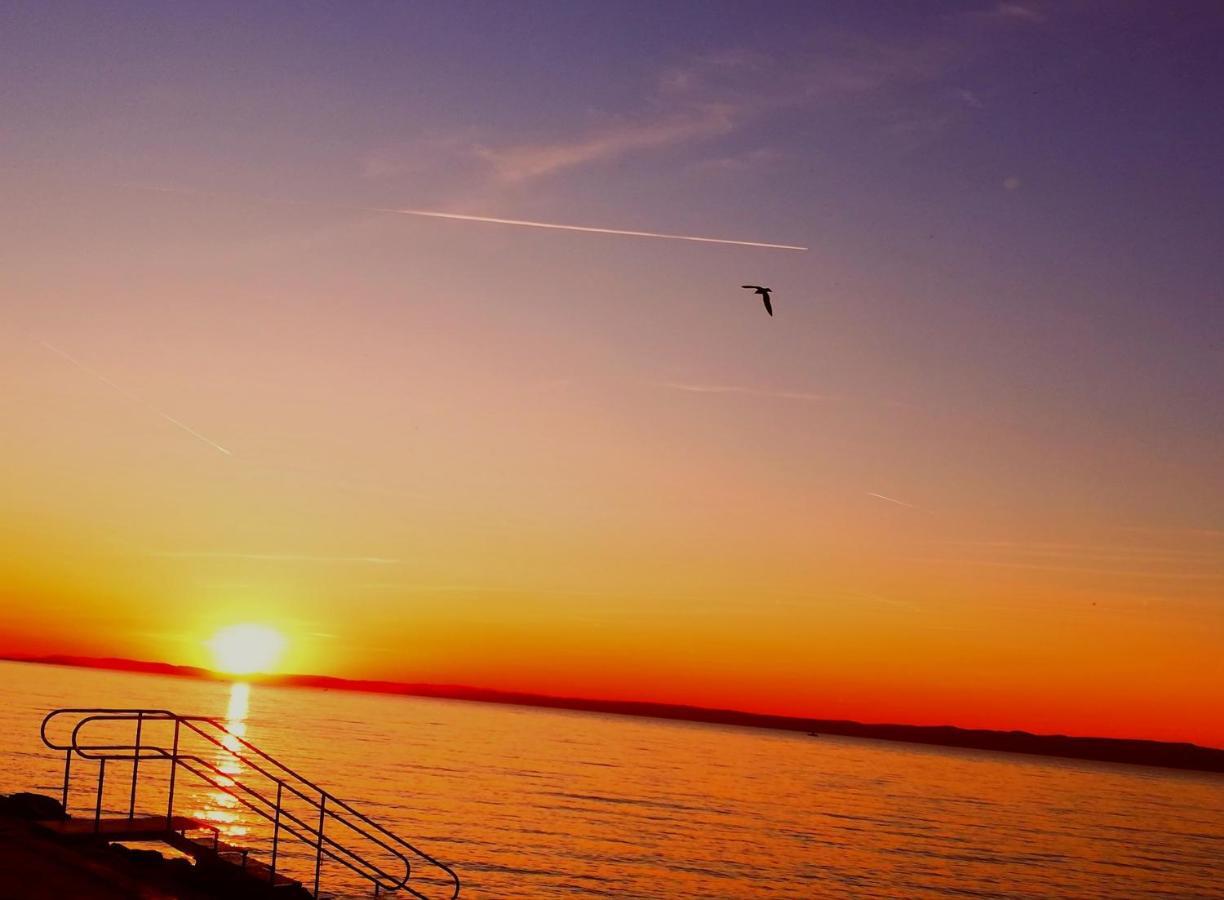 Bella Golden Beach Siófok Exteriör bild
